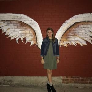 Meet your Posher, Sara